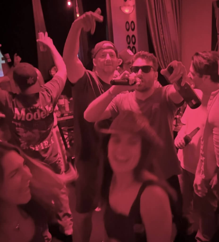 bars in palm springs - retroroom lounge